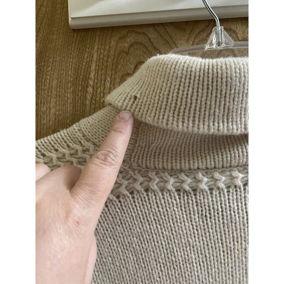 Vintage Polo Ralph Lauren 100% Lambs Wool Sweater Size L Asymmetrical Neck Zip - Picture 10 of 16